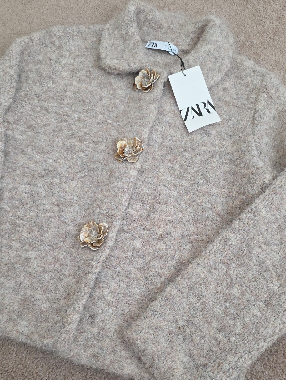 ZARA FAUX FUR KNIT CARDIGAN WITH FLOWER BUTTONS Size S - Picture 9 of 11